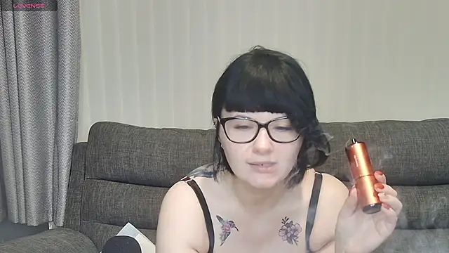 SquirtingIrishShannon online show from March 5, 2025, 8:32 pm