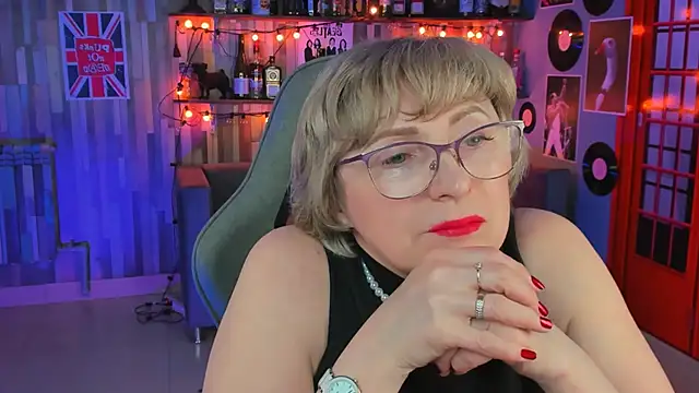 sugar vivien online show from March 13, 2025, 4:12 pm