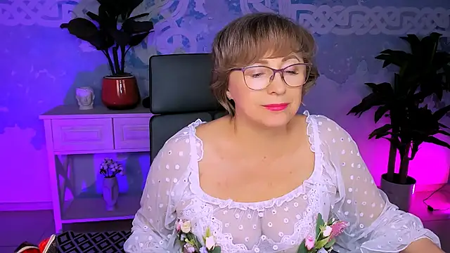 sugar vivien online show from November 29, 2025, 1:33 pm