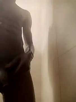 alexxssy online show from December 5, 2025, 7:51 am