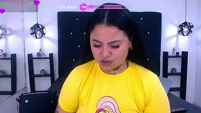 Mels  online show from November 17, 2025, 5:50 pm