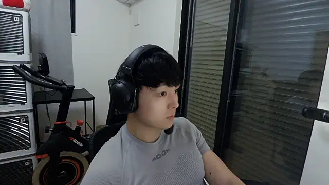 Tkcqcc online show from February 1, 2026, 9:40 am