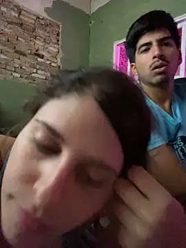 Snapshot of FlorBich chatting on March 4, 2026, 6:15 pm FlorBich online show from March 4, 2026, 6:15 pm