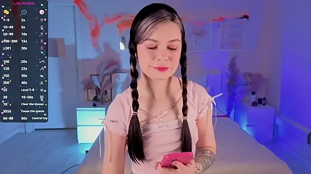 Lil Amelie online show from November 8, 2025, 10:19 am