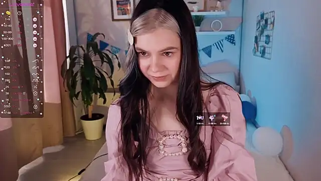 Lil Amelie online show from October 1, 2025, 7:46 am