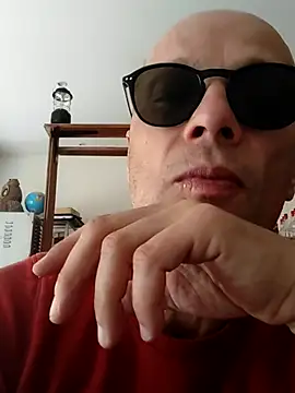 Snapshot of wedge75 chatting on September 20, 2025, 12:21 pm wedge75 online show from September 20, 2025, 12:21 pm