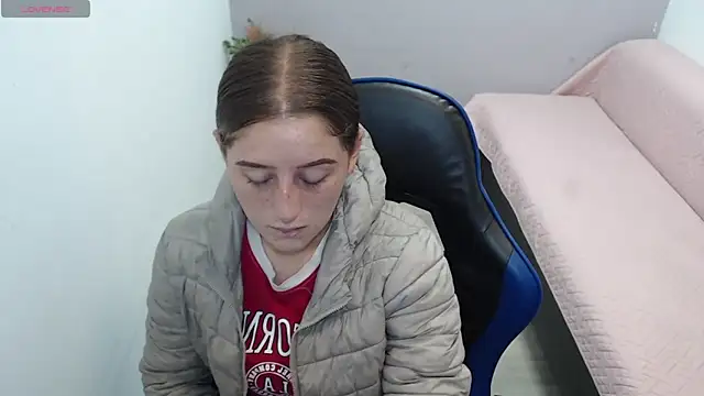 valerie diaz1 online show from February 24, 2026, 1:45 pm