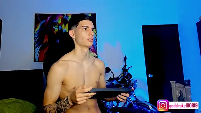 Snapshot of god_drake chatting on December 17, 2024, 3:49 pm god drake online show from December 17, 2024, 3:49 pm