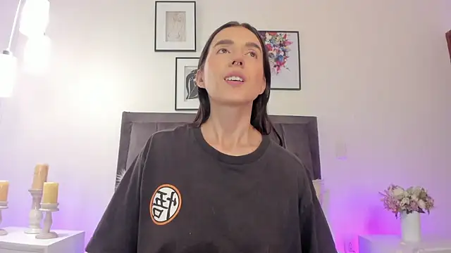 helen mooree online show from March 29, 2026, 12:51 pm