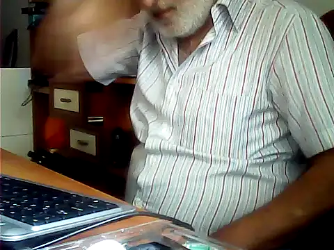 Snapshot of zormen355 chatting on July 6, 2026, 3:03 pm zormen355 online show from July 6, 2026, 3:03 pm