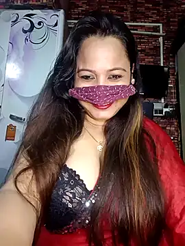 Snapshot of albelasummi702 chatting on April 10, 2026, 12:28 am albelasummi702 online show from April 10, 2026, 12:28 am