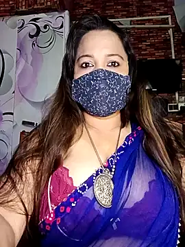 Snapshot of albelasummi702 chatting on November 12, 2025, 11:47 am albelasummi702 online show from November 12, 2025, 11:47 am