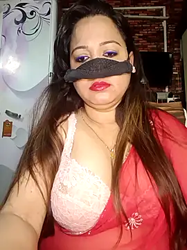 Snapshot of albelasummi702 chatting on April 7, 2026, 11:39 pm albelasummi702 online show from April 7, 2026, 11:39 pm