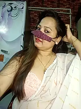 Snapshot of albelasummi702 chatting on March 28, 2026, 12:39 pm albelasummi702 online show from March 28, 2026, 12:39 pm