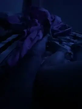 yourluckyfuckboy online show from November 17, 2025, 8:02 pm