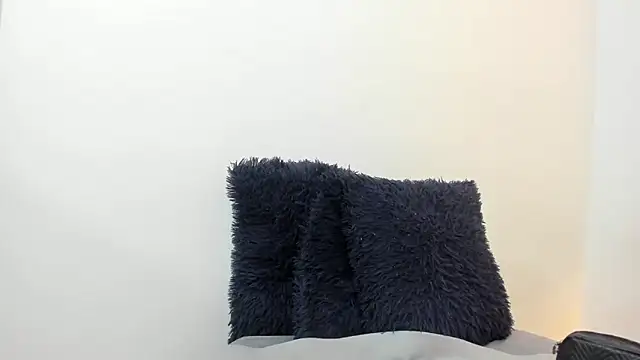 Snapshot of Lizzie_Williams_ chatting on December 19, 2025, 3:21 am Lizzie Williams online show from December 19, 2025, 3:21 am