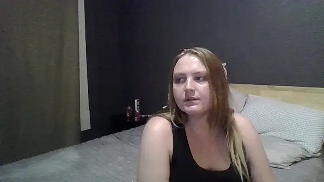 Snapshot of PhatAssBlond chatting on March 15, 2025, 3:29 am PhatAssBlond online show from March 15, 2025, 3:29 am