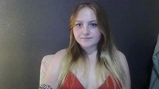 Snapshot of PhatAssBlond chatting on March 3, 2025, 12:45 am PhatAssBlond online show from March 3, 2025, 12:45 am
