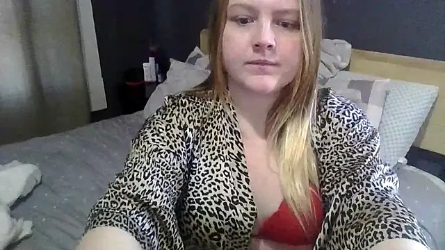 Snapshot of PhatAssBlond chatting on March 8, 2025, 6:16 pm PhatAssBlond online show from March 8, 2025, 6:16 pm