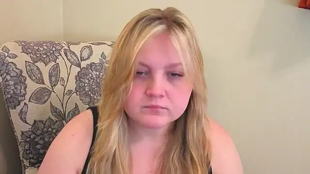 PhatAssBlond online show from April 13, 2026, 8:24 pm