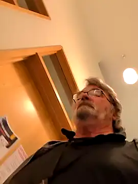 Snapshot of Doherty10 chatting on November 8, 2025, 7:23 am Doherty10 online show from November 8, 2025, 7:23 am