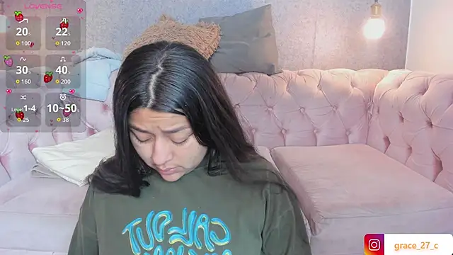 Snapshot of grace77__ chatting on November 30, 2025, 11:55 am grace77 online show from November 30, 2025, 11:55 am