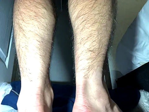 Snapshot of Amarok39 chatting on November 30, 2025, 8:04 am Amarok39 online show from November 30, 2025, 8:04 am