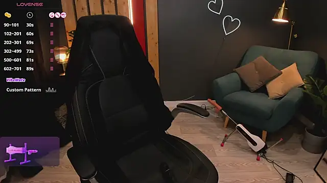 Snapshot of Kristy_Rayyy chatting on December 5, 2025, 4:11 am Kristy Rayyy online show from December 5, 2025, 4:11 am