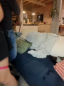 Snapshot of Jade_Emeraud chatting on February 4, 2025, 10:34 pm Jade Emeraud online show from February 4, 2025, 10:34 pm