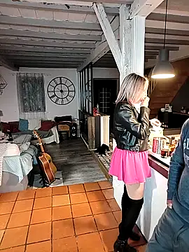 Snapshot of Jade_Emeraud chatting on March 5, 2025, 7:06 pm Jade Emeraud online show from March 5, 2025, 7:06 pm