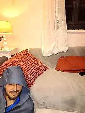 Snapshot of Jade_Emeraud chatting on February 6, 2025, 7:40 pm Jade Emeraud online show from February 6, 2025, 7:40 pm