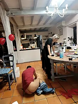 Snapshot of Jade_Emeraud chatting on February 14, 2025, 10:14 pm Jade Emeraud online show from February 14, 2025, 10:14 pm