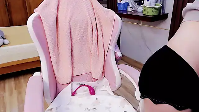 phuong-anh1709 online show from December 7, 2024, 1:46 pm