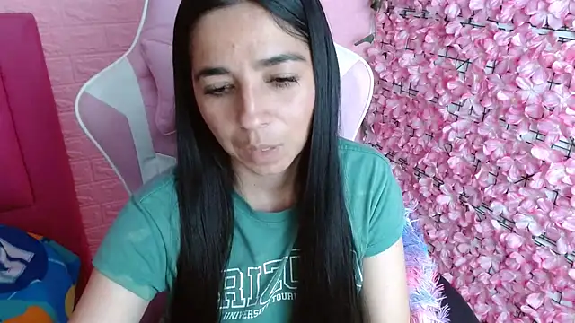 Snapshot of kendall_all4u chatting on October 28, 2025, 2:56 am kendall all4u online show from October 28, 2025, 2:56 am