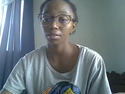 ElianeHot online show from March 29, 2026, 12:07 pm