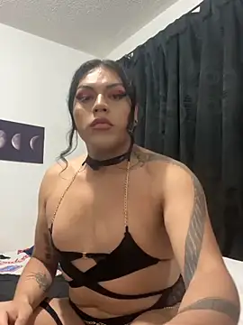 Snapshot of Ariana_Rodriguez_ chatting on June 19, 2026, 9:31 pm Ariana Rodriguez online show from June 19, 2026, 9:31 pm
