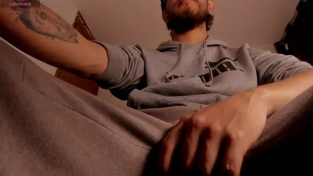 s sven03 online show from April 2, 2026, 10:55 am