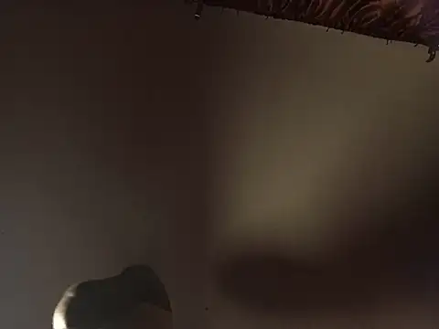 Snapshot of Moteroxz chatting on February 28, 2026, 3:50 am Moteroxz online show from February 28, 2026, 3:50 am