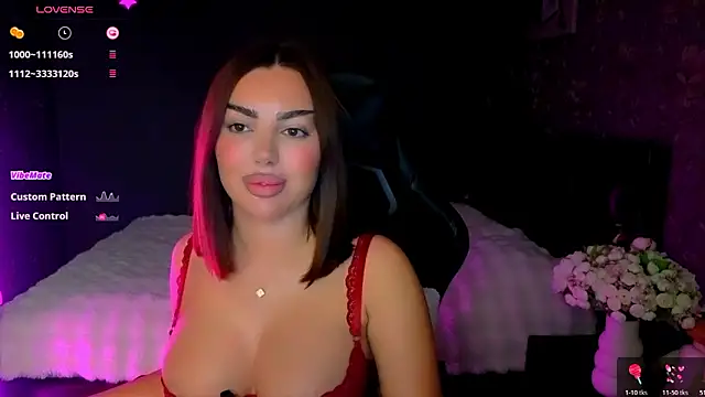 babyleilaa online show from February 5, 2026, 9:43 pm