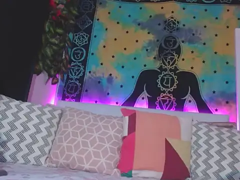 Snapshot of chanel_1041 chatting on December 2, 2025, 9:16 pm chanel 1041 online show from December 2, 2025, 9:16 pm