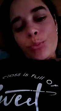 Amelia1  online show from February 3, 2025, 12:47 pm