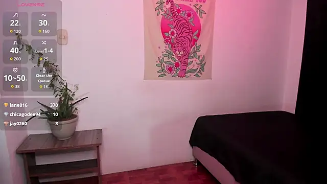 JaneRuss  online show from October 26, 2025, 8:15 am