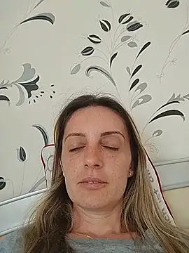 SophyGirl online show from May 29, 2026, 2:45 pm