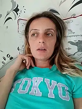 Snapshot of SophyGirl chatting on September 23, 2025, 12:23 pm SophyGirl online show from September 23, 2025, 12:23 pm