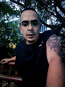 Snapshot of FeloBad chatting on May 24, 2026, 11:26 pm FeloBad online show from May 24, 2026, 11:26 pm