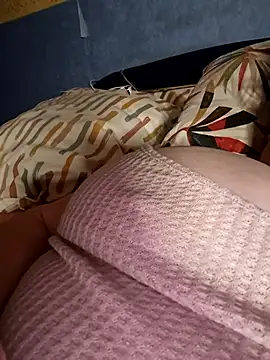 Snapshot of poussychats chatting on February 15, 2025, 9:06 pm poussychats online show from February 15, 2025, 9:06 pm