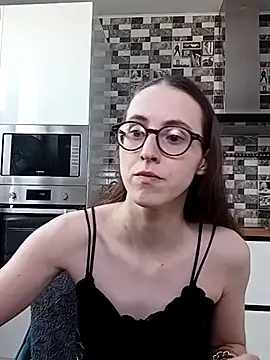 MartiniiSelenna online show from March 19, 2025, 9:38 am