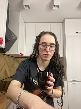 MartiniiSelenna online show from March 21, 2026, 6:47 am