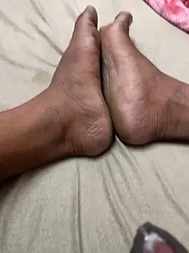 Yours Teluguboii online show from October 5, 2025, 6:04 am