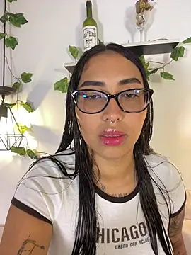 melanieecox online show from May 28, 2026, 9:32 pm